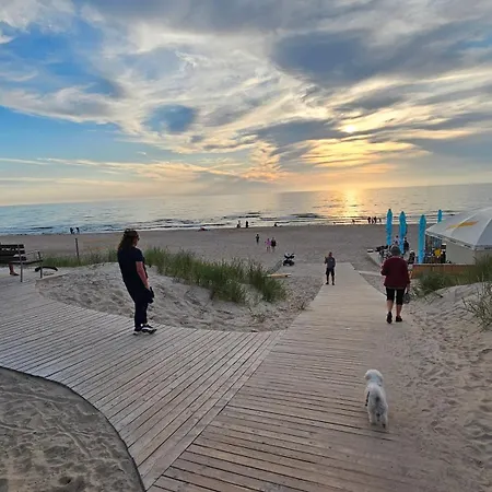 Apartamentai Vanagupes Banga Lejlighed *